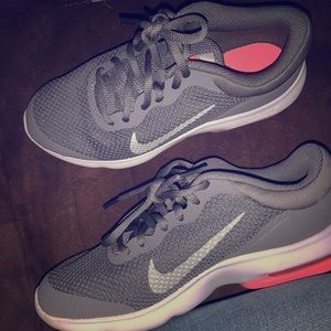 Nike tennis shoes worn once